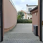 Na Dlouhé 3*