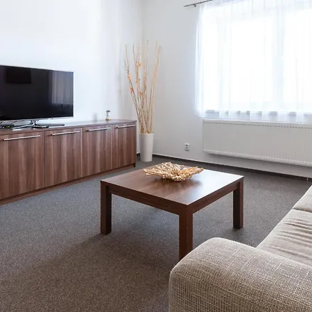 Na Dlouhé 3* Uherské Hradiště