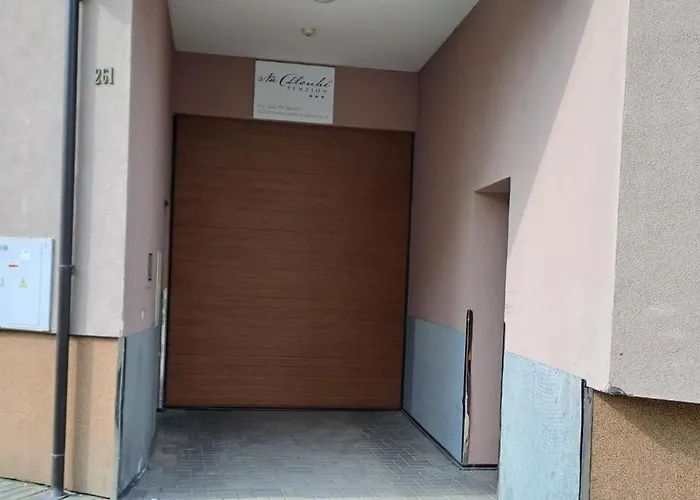 Penzion Na Dlouhé 3*